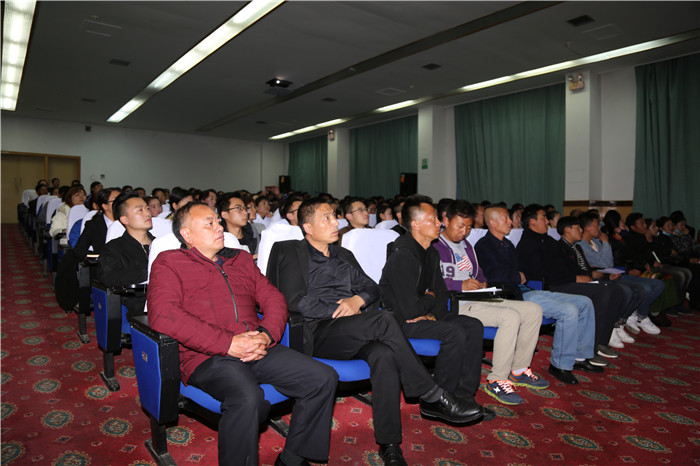 分享先進(jìn)管理經(jīng)驗(yàn)，重溫阜康核心價(jià)值觀——阜康醫(yī)療各科室紛紛開(kāi)展德勝經(jīng)驗(yàn)分享交流活動(dòng)