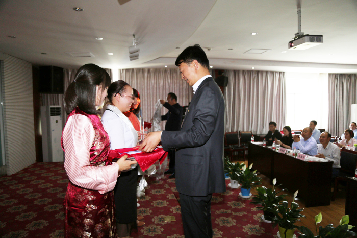 西藏阜康醫(yī)院