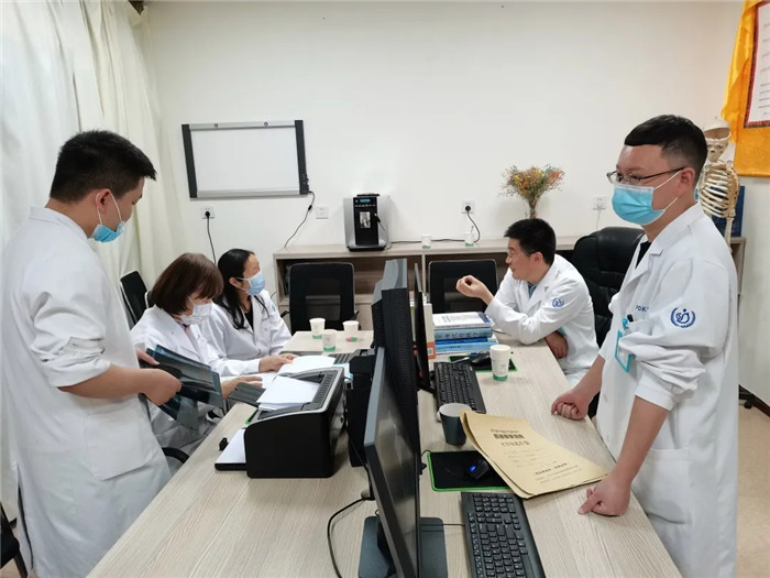 西藏阜康醫(yī)院 西藏阜康醫(yī)院