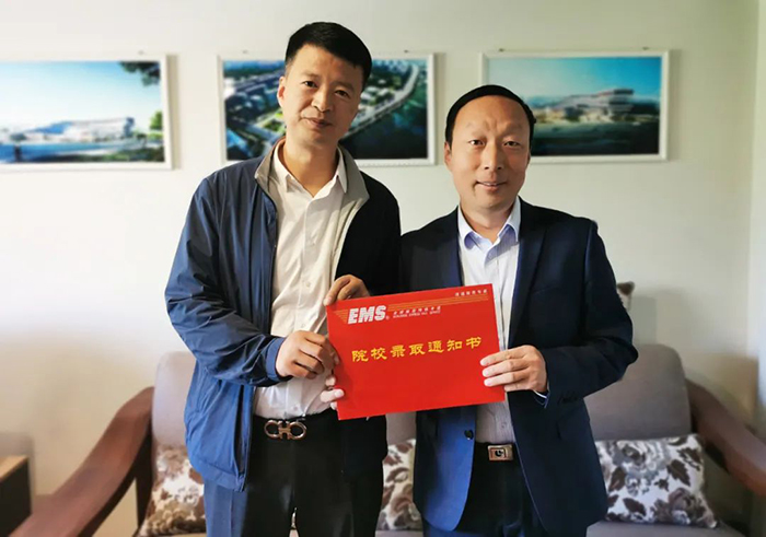 喜報(bào)：阜康醫(yī)院70后員工考上西藏大學(xué)研究生