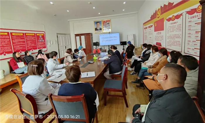 理論支撐，實踐搭橋，提升護理學科能力