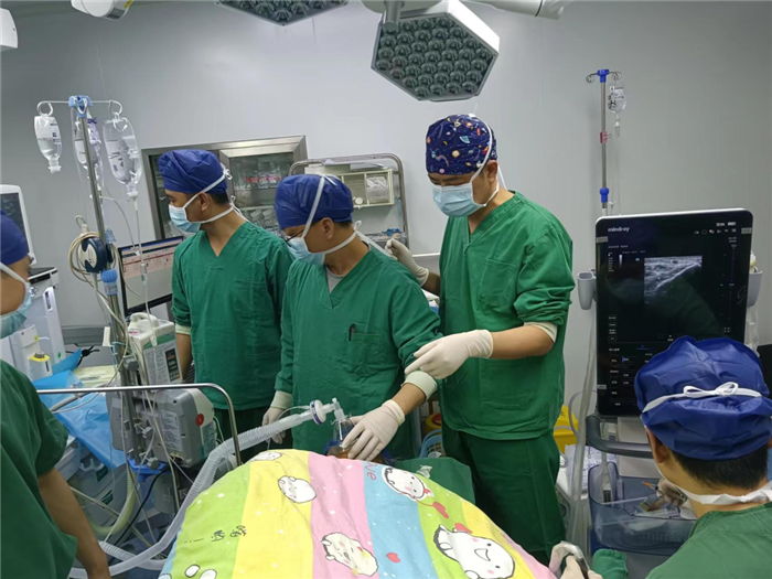 74歲肝癌患者，腫瘤破裂大出血！阜康醫(yī)生緊急搶救……