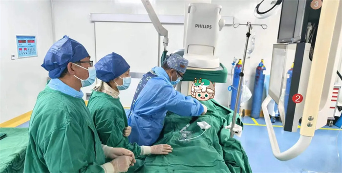 西藏阜康醫(yī)院心血管內(nèi)科成功治療下肢深靜脈血栓，預(yù)防肺栓塞