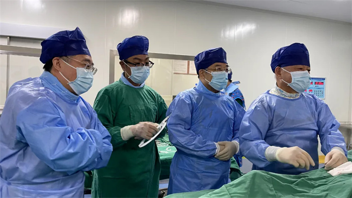 第三屆“西藏人人健康”義診活動(dòng)助患者戰(zhàn)勝先心病