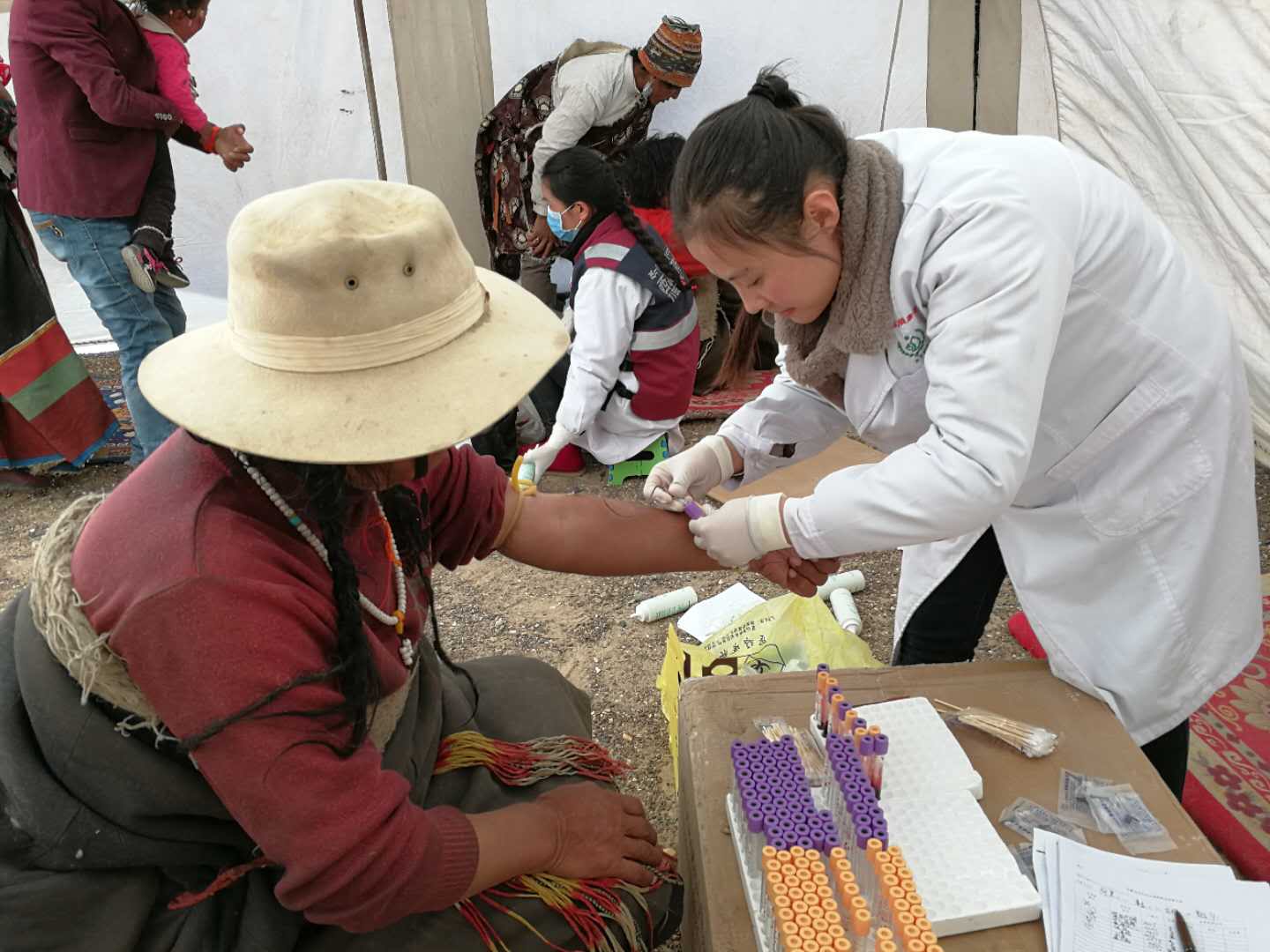 向包蟲病開戰(zhàn)：第十三站革吉鎮(zhèn)、文布鄉(xiāng)、鹽湖鄉(xiāng)篩查