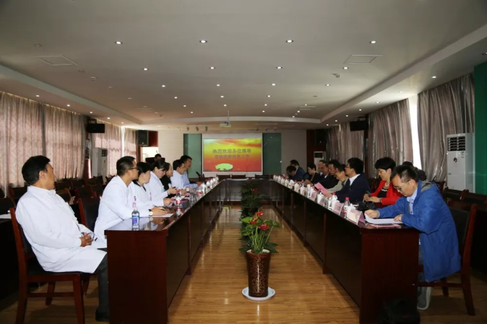 安徽省阜陽(yáng)市市長(zhǎng)孫正東、市政協(xié)主席李志偉一行來(lái)我院視察