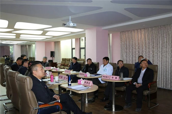 西藏阜康醫(yī)療聯(lián)合北京大學(xué)第一醫(yī)院、中國心血管健康聯(lián)盟、“華醫(yī)心誠”醫(yī)生集團(tuán)共建西藏高原心血管疾病防治 醫(yī)聯(lián)體規(guī)劃懇談會隆重舉行