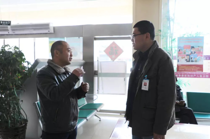 阜康婦產(chǎn)兒童分院 “優(yōu)質(zhì)服務(wù)”進(jìn)行中——堅(jiān)持以服務(wù)患者為中心，健全后勤為臨床服務(wù)、臨床為患者服務(wù)體系！