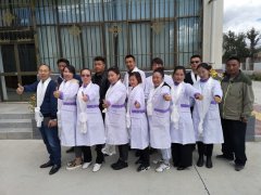 西藏阜康藥店聯(lián)合支部赴林周縣五保集中供養(yǎng)服務(wù)中心義診