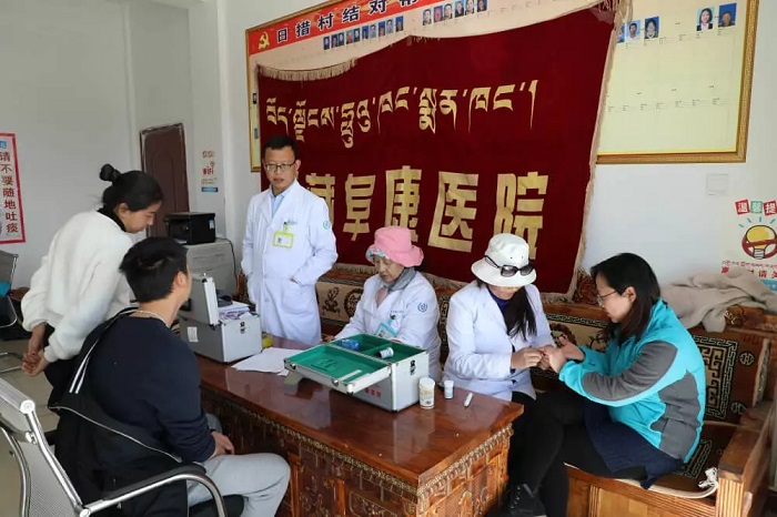 阜康醫(yī)療圓滿完成2019年度拉薩市駐村（居）工作隊(duì)第一次健康巡診工作