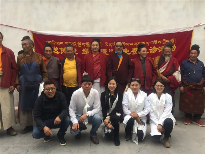 阜康義診組行紀：久旱逢甘霖，遇到阜康醫(yī)生嘎歐村民心如過節(jié)