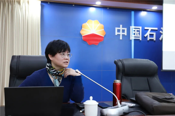 關(guān)愛女性健康，西藏阜康醫(yī)院劉敬院長受邀開展專題講座