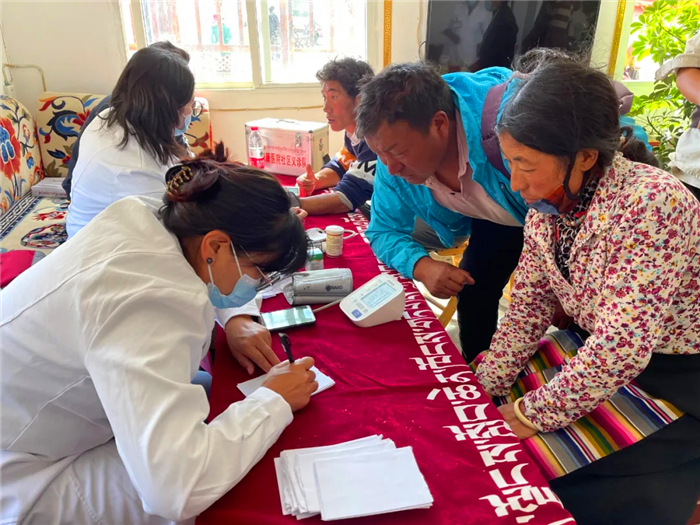 “怒江72拐”算啥？阜康醫(yī)院義診組在昌都“送健康”，拐了無數(shù)個(gè)“拐”——2021阜康義診日志?